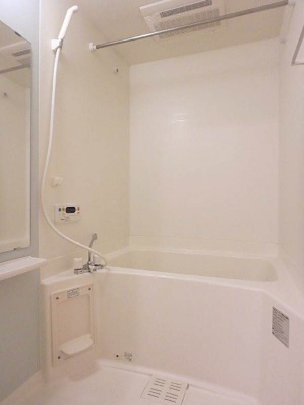 バス・シャワールーム　図面と現状に相違がある場合には現状を優先