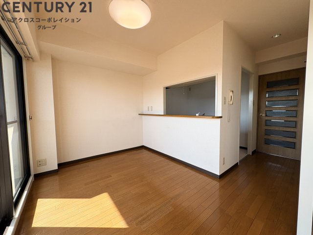 居室・リビング　陽当り良好☆