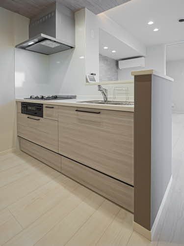 キッチン　料理をしながら、洗い物をしながら、会話が弾む対面キッチン。…