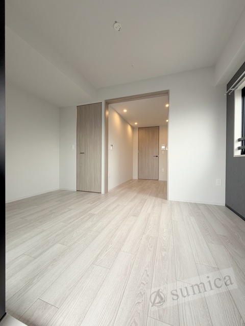 居室・リビング　ホワイトベースで明るい内装♪