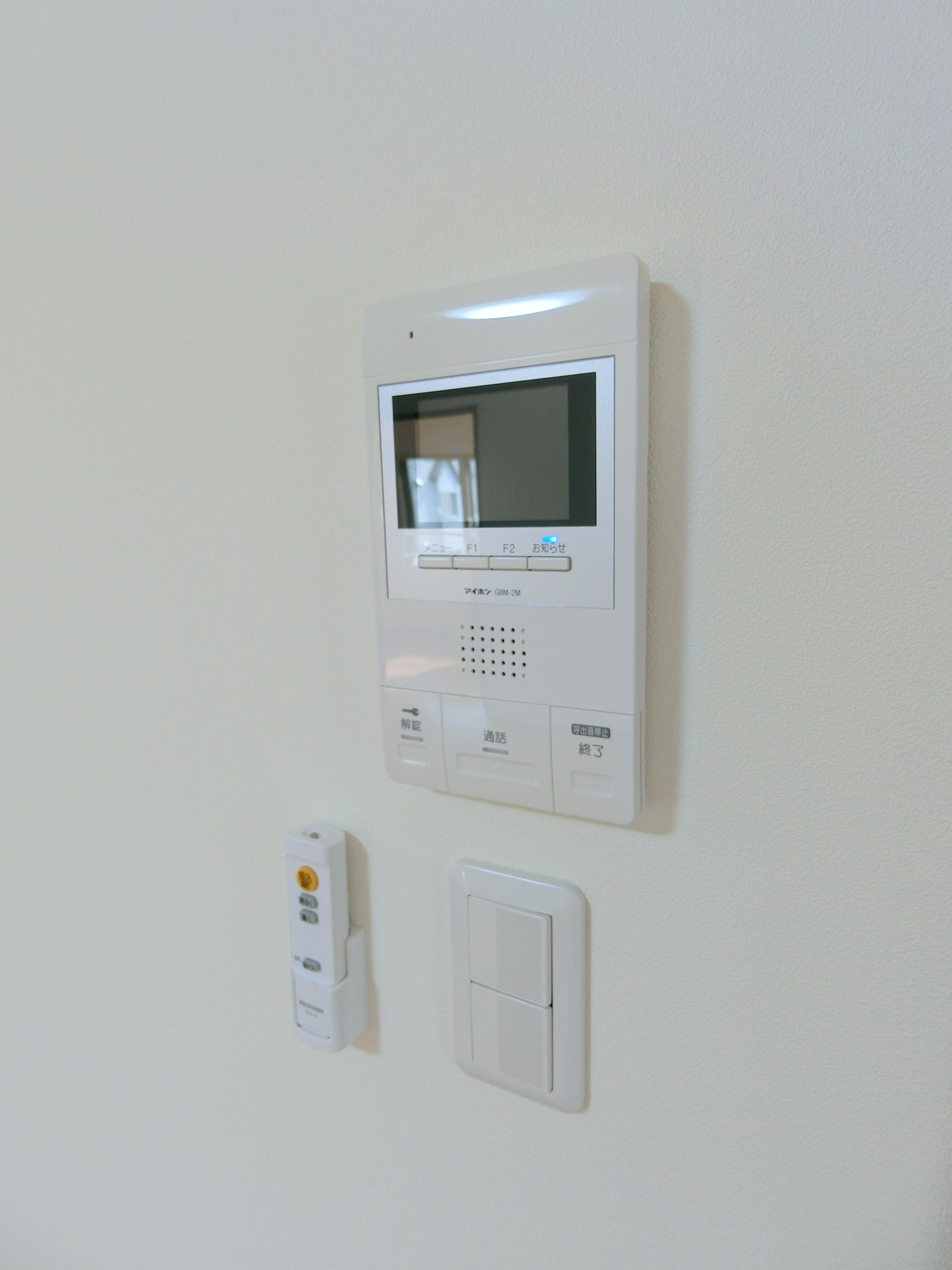 セキュリティ　TVモニターフォン付きなので、来客者の顔も確認出来ますよ♪