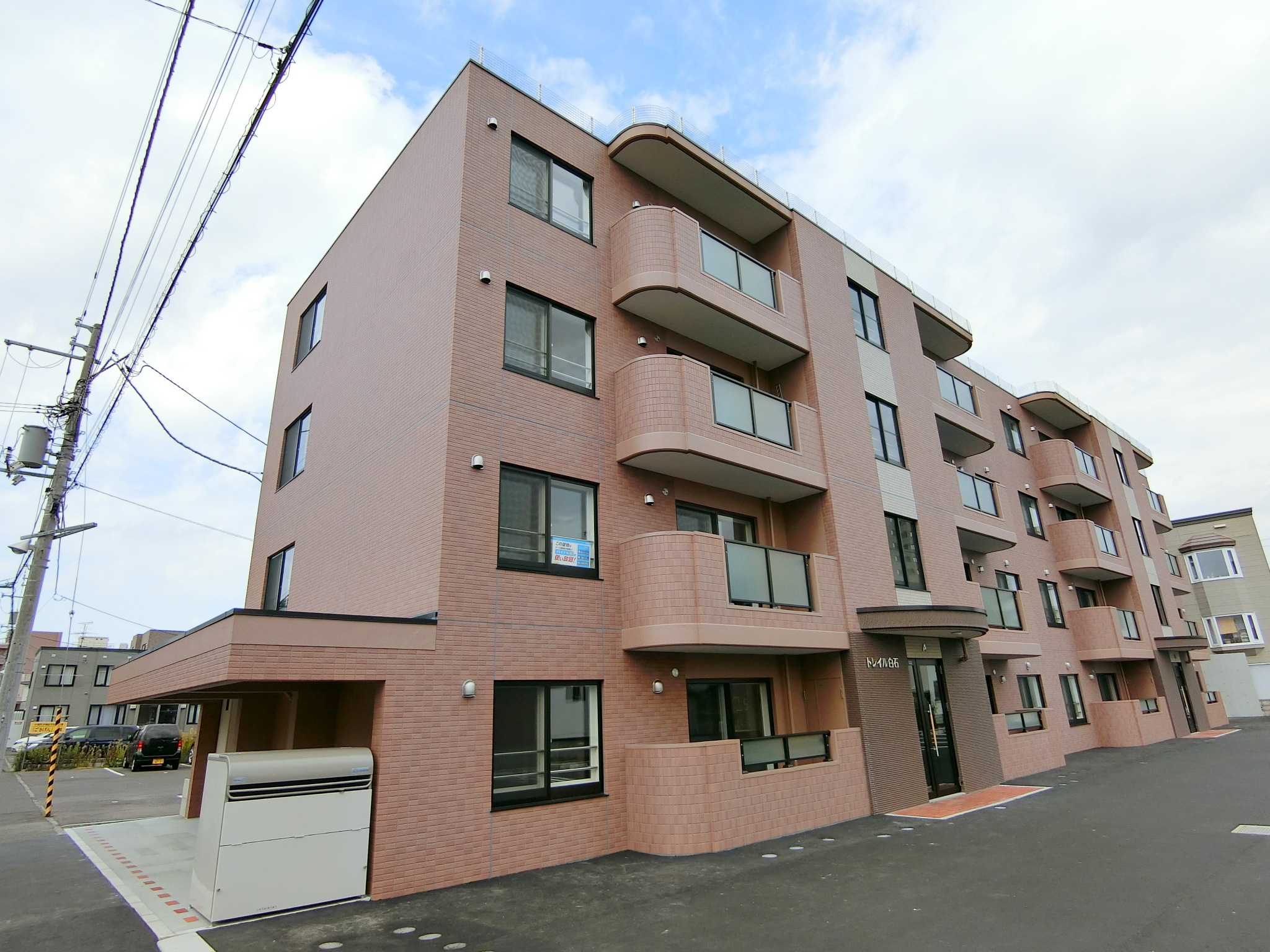 建物外観　人気の対面キッチンタイプです☆