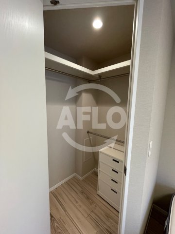 収納　パークアクシス心斎橋　ウォークインクローゼット