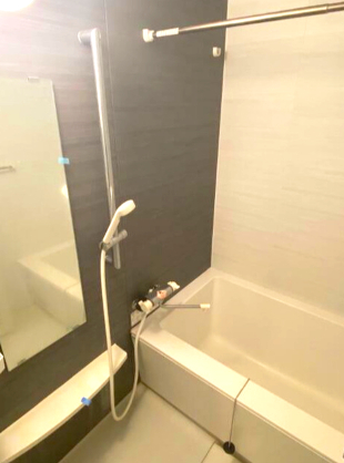 バス・シャワールーム　※別部屋参考写真