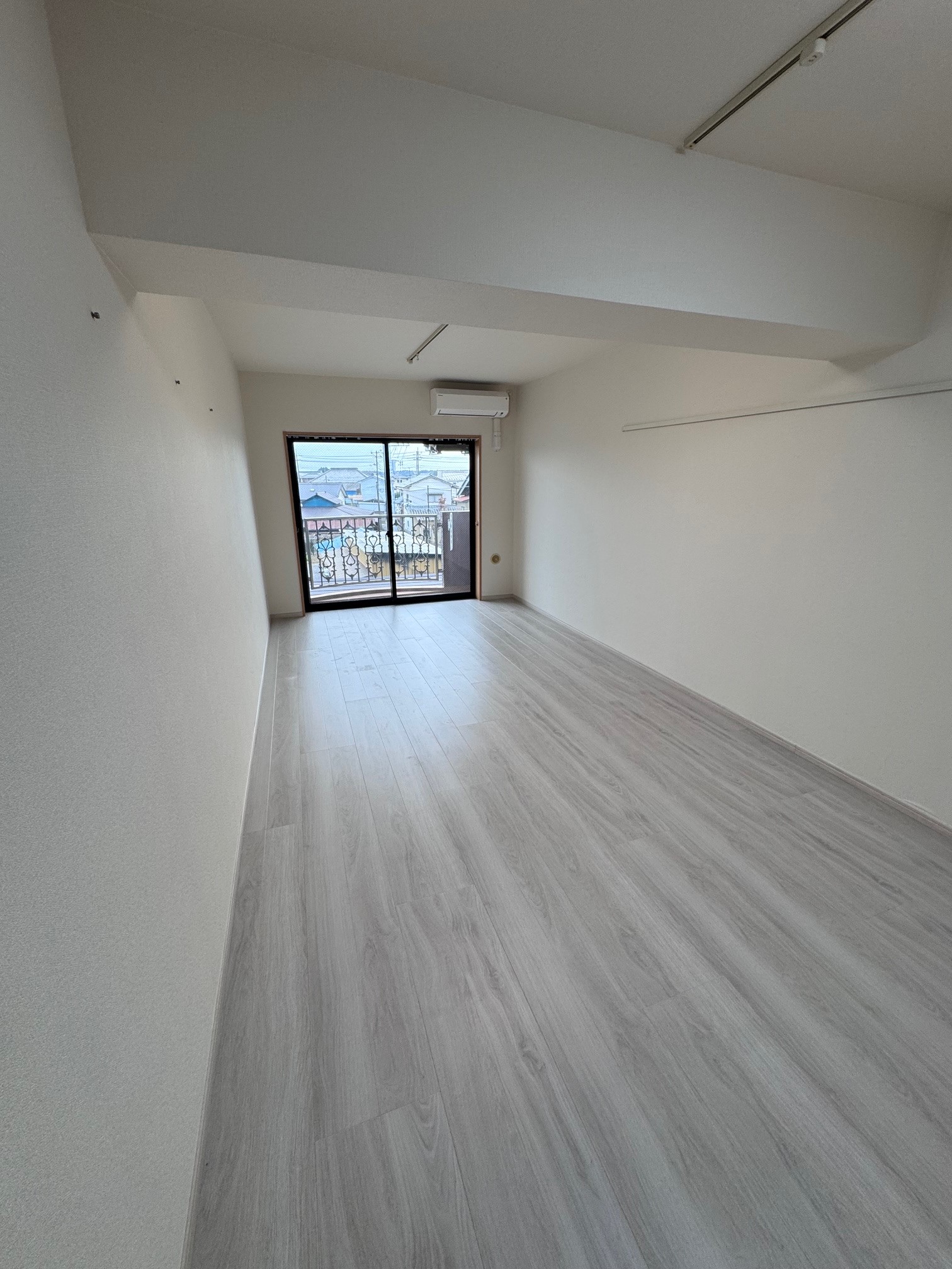 その他部屋・スペース　洋室13帖