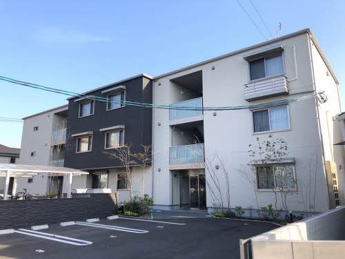 建物外観　オートロック物件です。