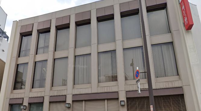 銀行　三菱UFJ銀行萩ノ茶屋支店（銀行）まで761m