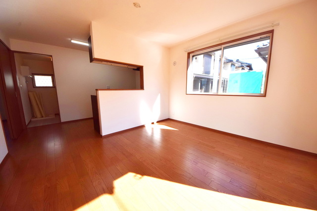 居室・リビング　～日当たりサンサンっ～