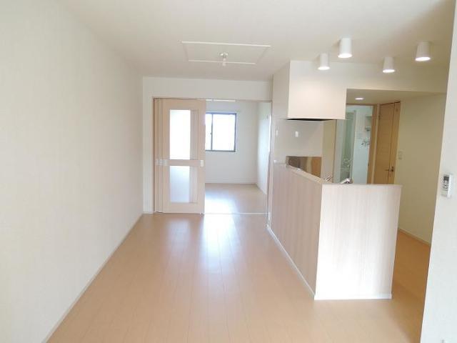 居室・リビング　リビング