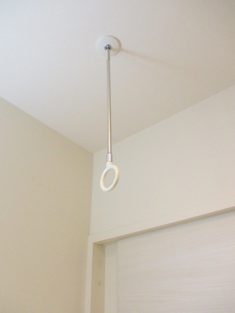 その他設備　★室内物干しフック／同物件別号室写真★