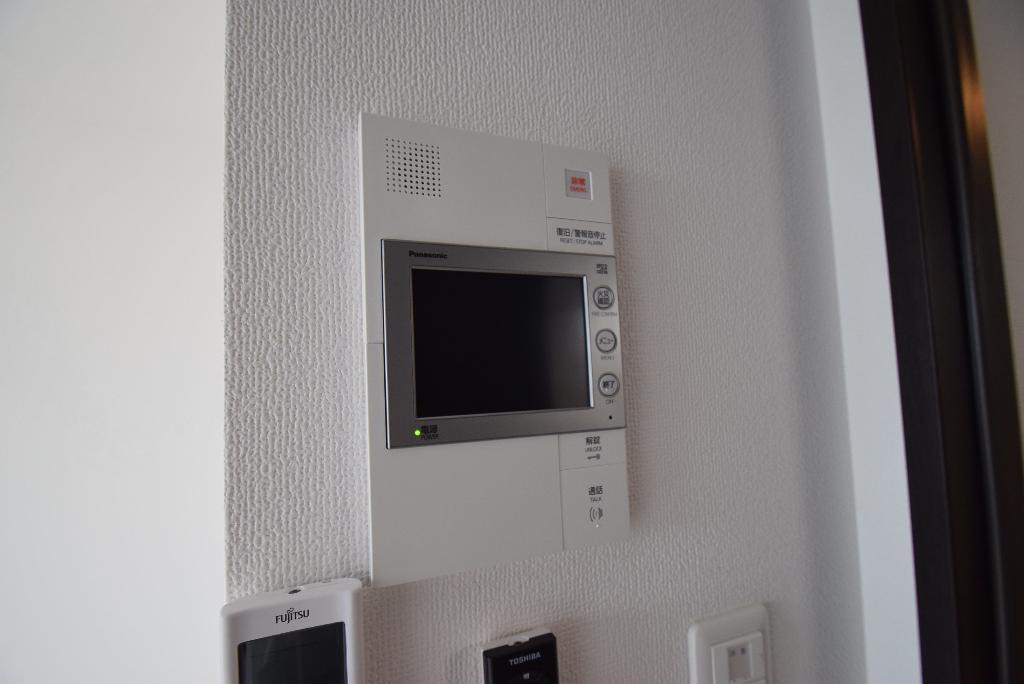 セキュリティ　カメラ付インターホン