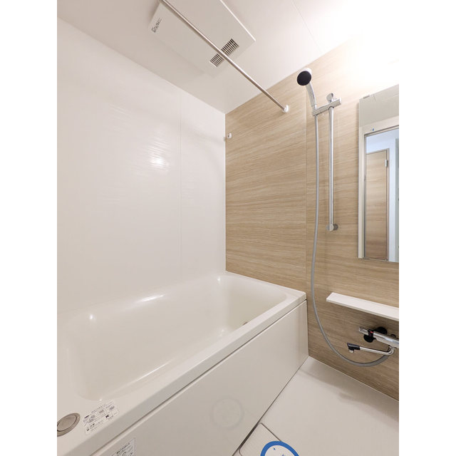 バス・シャワールーム　きれいなお風呂です