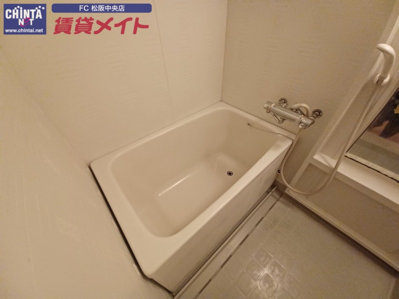 バス・シャワールーム　同型参考写真