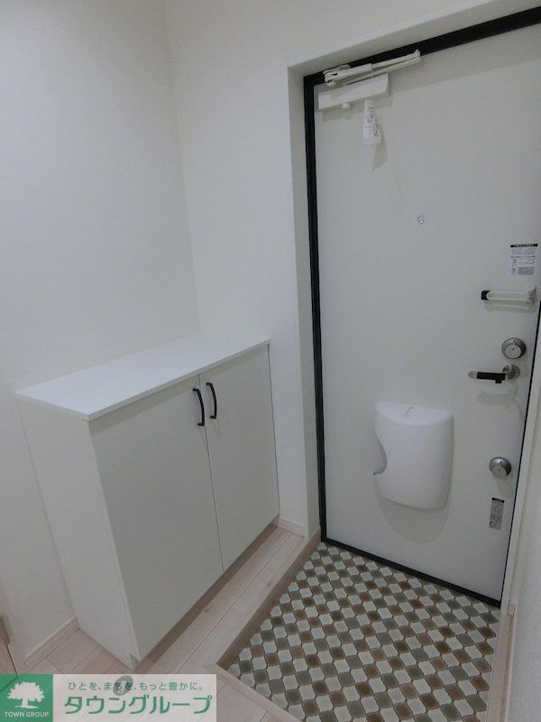 玄関　シューズボックスは棚の高さが調節可能！ブーツも置けます！