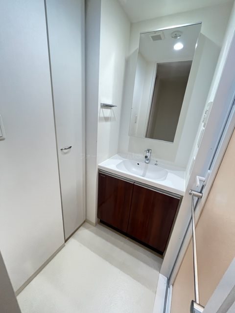 洗面設備　《見学予約受付中》シリーズ型レジデンスマンション！