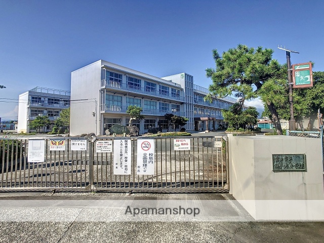 小学校　田子浦小学校（小学校）まで914m