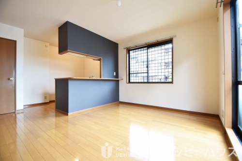 セキュリティ　同タイプの異なる部屋のお写真です。現況優先でお願いします。