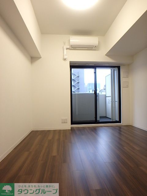 居室・リビング　使いやすい居間です