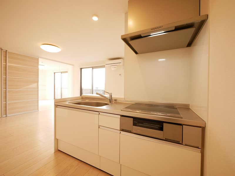 キッチン　システムキッチン（ＩＨ3口コンロ）
