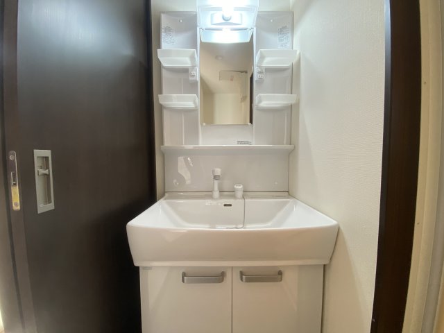 洗面設備　別部屋参考イメージ写真