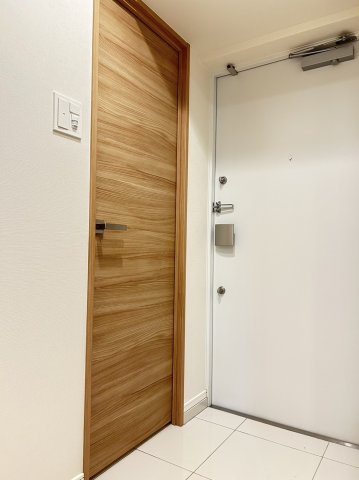 玄関　※別部屋参照