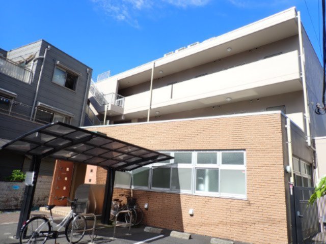 建物外観　外観は落ち着いています