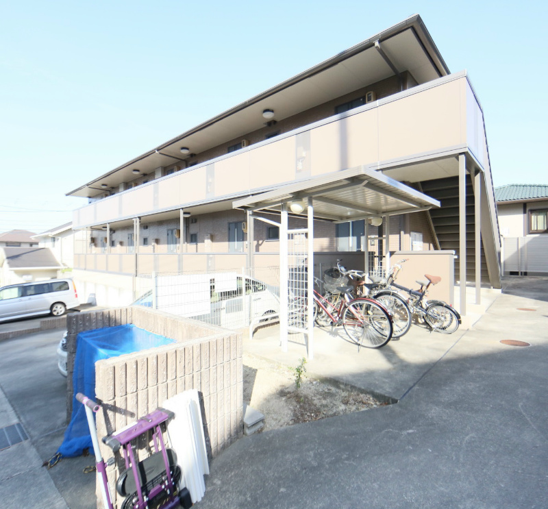 建物外観　外観　駐輪場・駐車場有