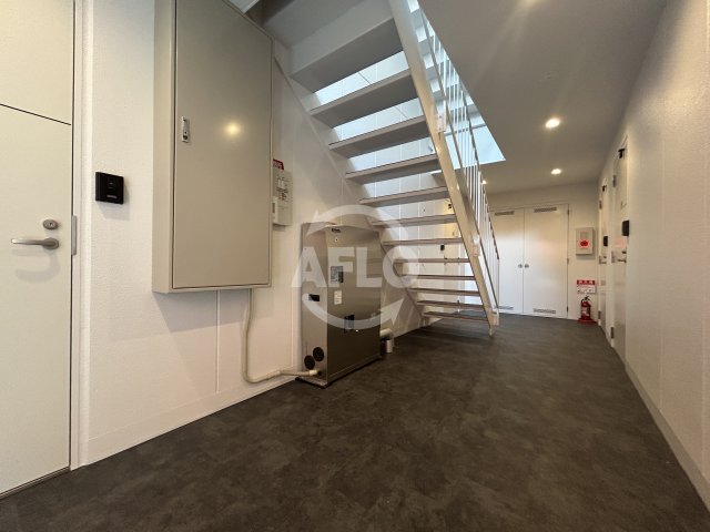 ロビー　SOLASIA residence 九条　ロビー