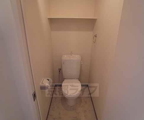 トイレ　清潔感のある洋式トイレ。