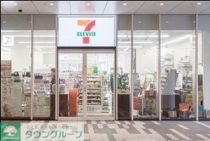 コンビニ　セブンイレブン目黒セントラルスクエア店（コンビニ）まで130m