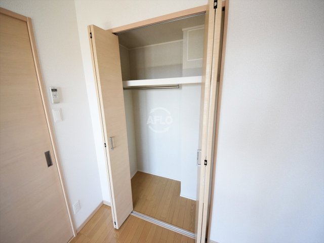 収納　イグレック南本町　クローゼット