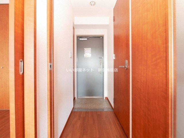 玄関　画像と現状が異なる場合は現状優先となります。