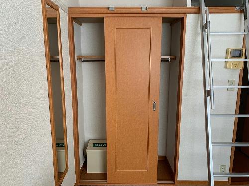 収納　「同タイプの部屋の写真です」「現況優先」