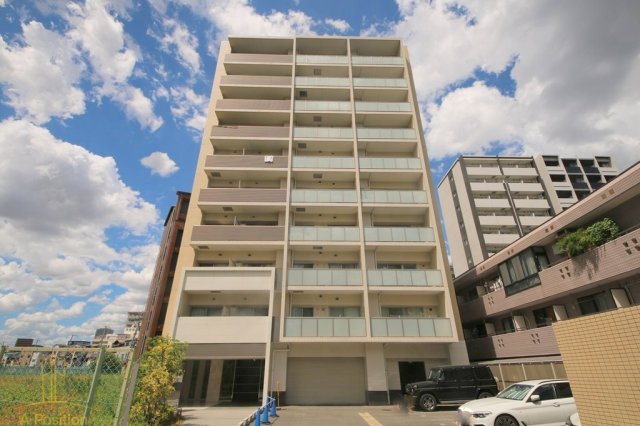 建物外観　ラフィーネレジデンス