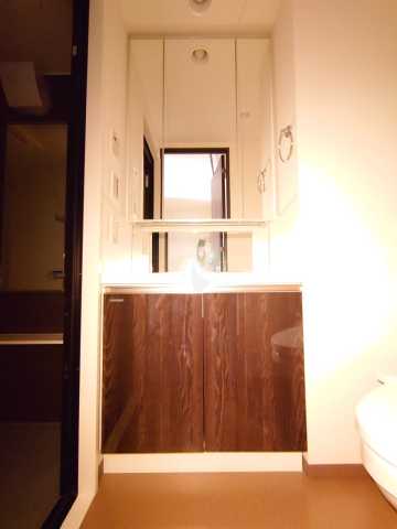 洗面設備　コンフォリア世田谷上馬