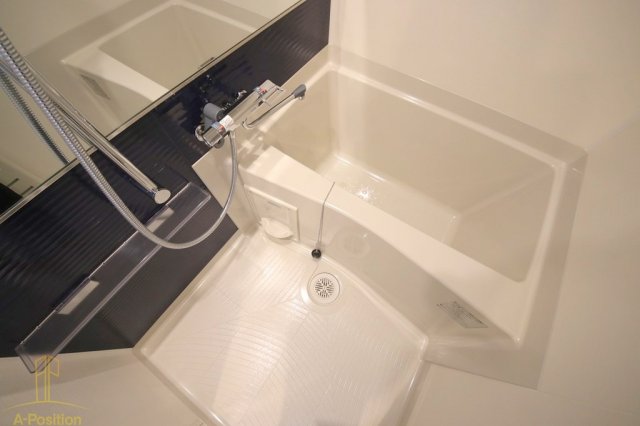 バス・シャワールーム　Quintet NAMBA