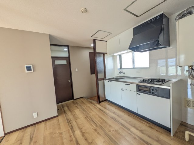 居室・リビング　浮島マンション