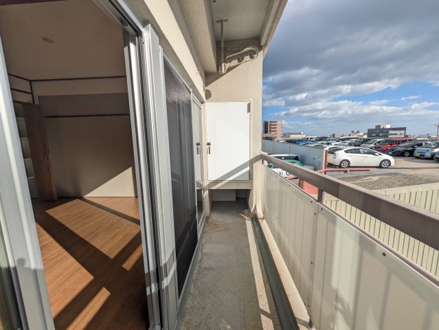 バルコニー　浮島マンション