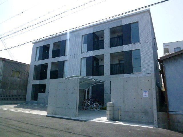 建物外観　デザイナーズマンションです。