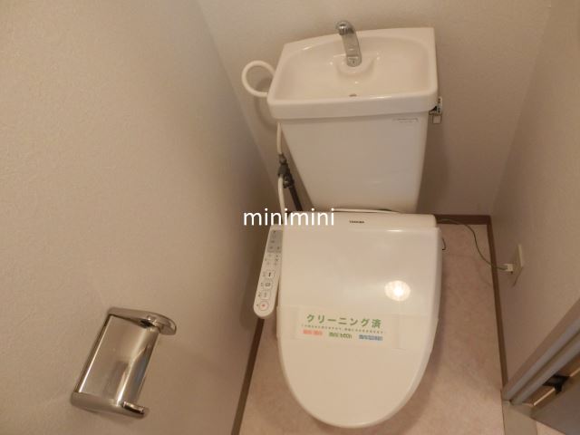 トイレ　ウォシュレット付きトイレです♪