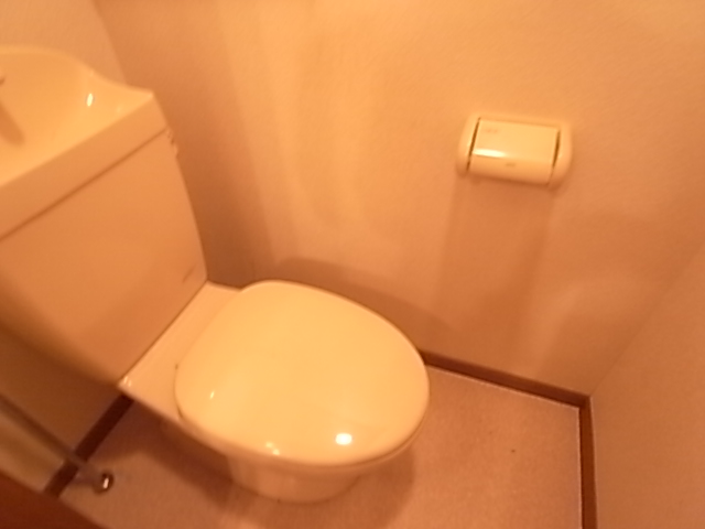 トイレ　別部屋