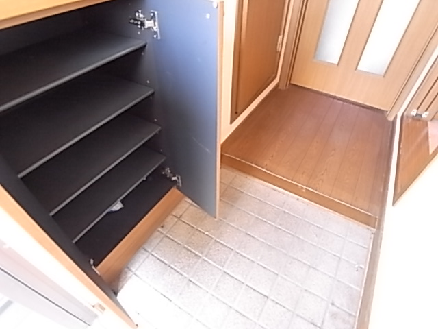 玄関　別部屋