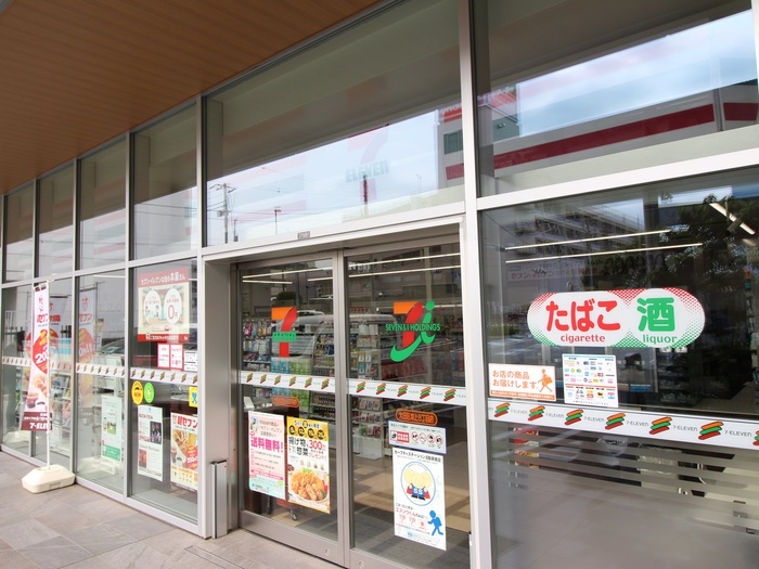 コンビニ　セブンイレブン（コンビニ）まで350m