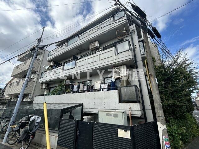 建物外観　外観は落ち着いています