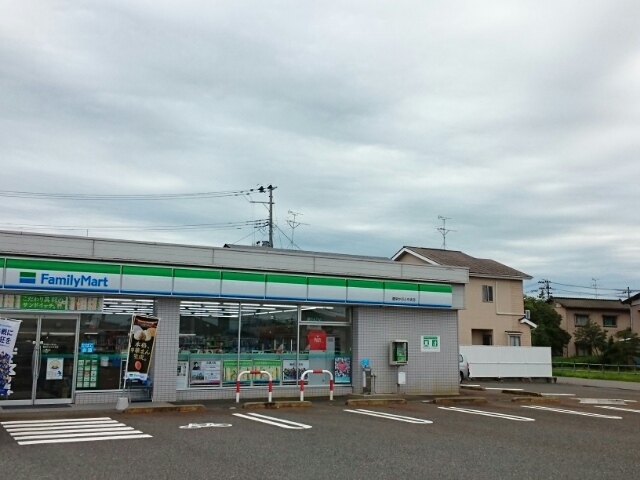 コンビニ　ファミリーマートかぶとやま店（コンビニ）まで170m