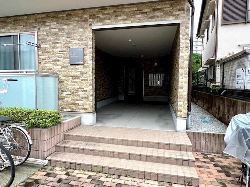 エントランス　建物入口