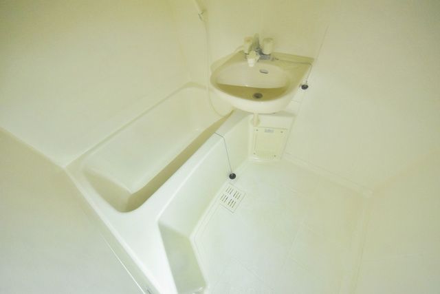 バス・シャワールーム　他号室参考写真