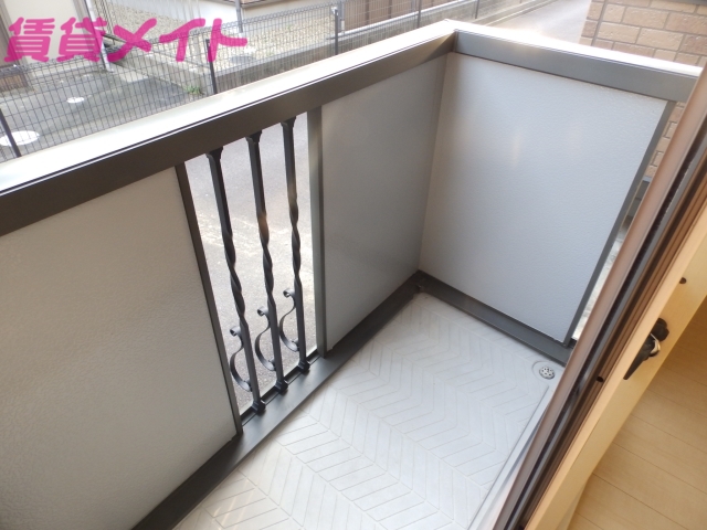 バルコニー　別部屋反転画像参考