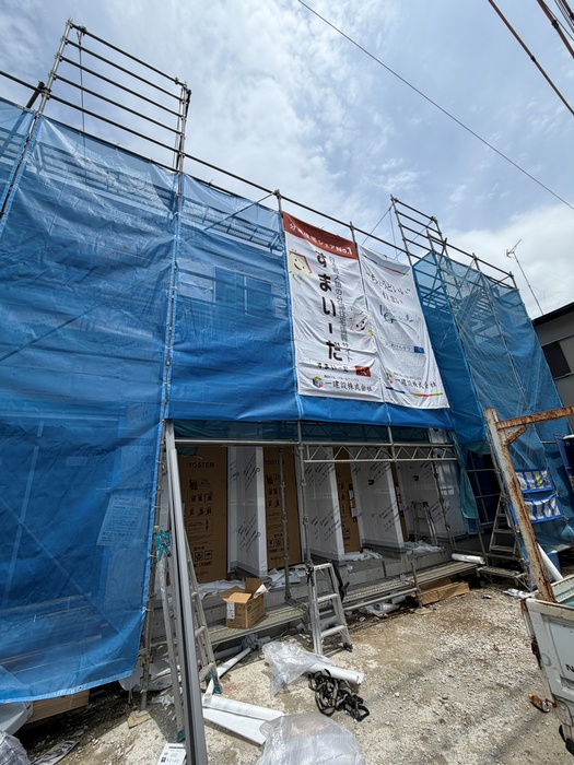 建物外観　建築中
