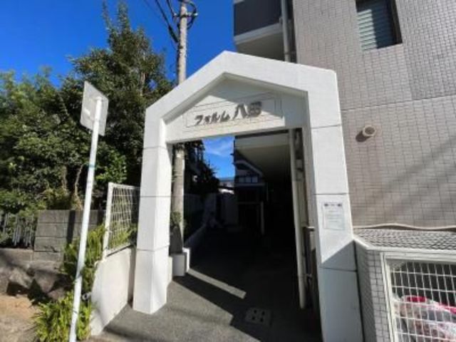 エントランス　【エントランス（外）】※現況優先